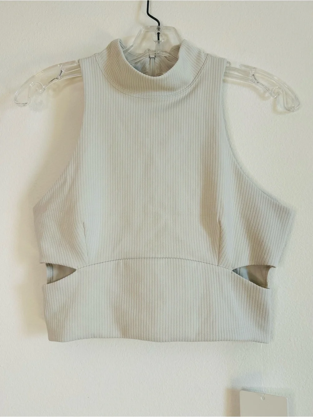lululemon athletica White Ribbed Cropped High-Neck Tank NWT in Bone